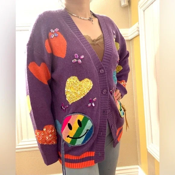 Vibrant Heart Patterned Women's Cardigan - Picture 6 of 9